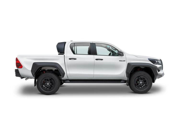 Super White II / Attitude Black Mica